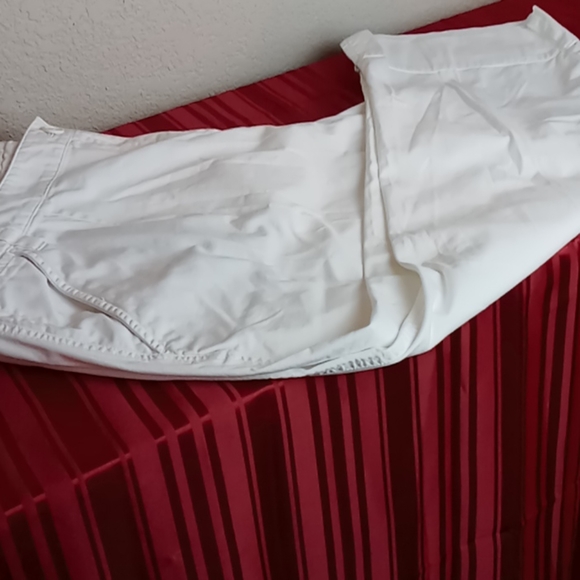 Talbots woman capris - Picture 2 of 8